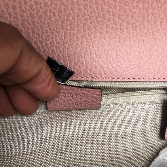 Gucci Interlocking GG Large Crossbody/Handbag - Picture 15 of 16